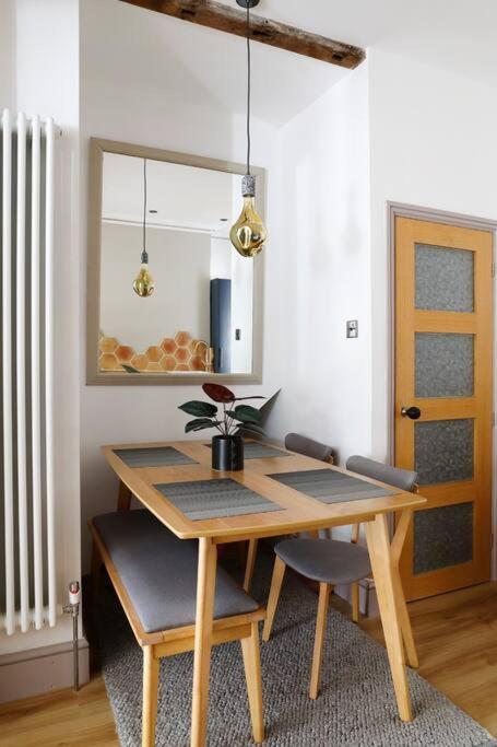 Stunning 2 Bedroom Flat 8Min Walk From The Beach Hove Exterior foto