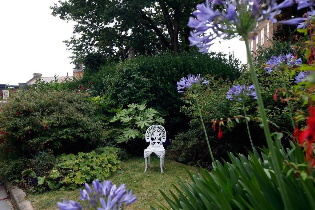 Stunning 2 Bedroom Flat 8Min Walk From The Beach Hove Exterior foto