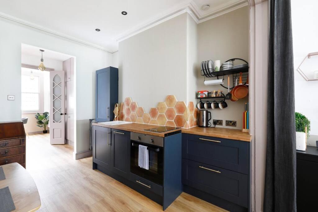 Stunning 2 Bedroom Flat 8Min Walk From The Beach Hove Exterior foto