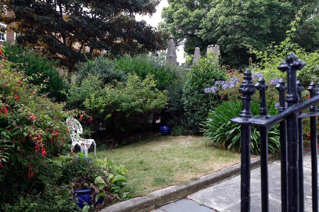 Stunning 2 Bedroom Flat 8Min Walk From The Beach Hove Exterior foto